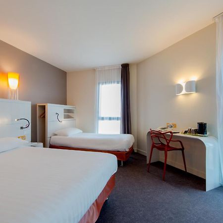 Hotel Confort La Rochelle Centre Les Minimes Exterior photo