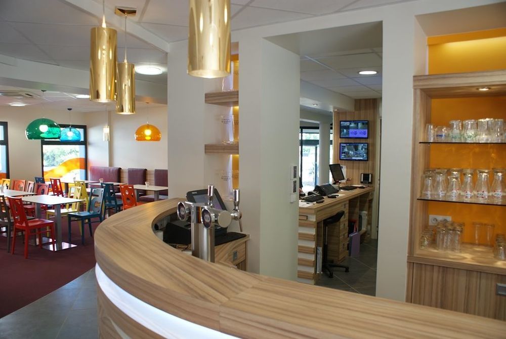Hotel Confort La Rochelle Centre Les Minimes Restaurant photo