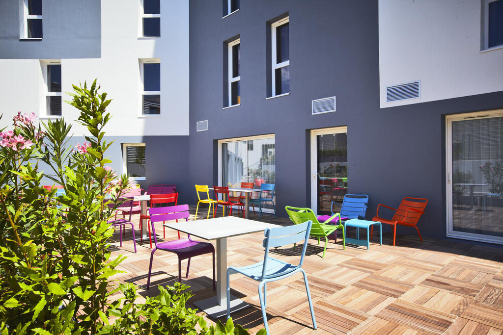 Hotel Confort La Rochelle Centre Les Minimes Exterior photo